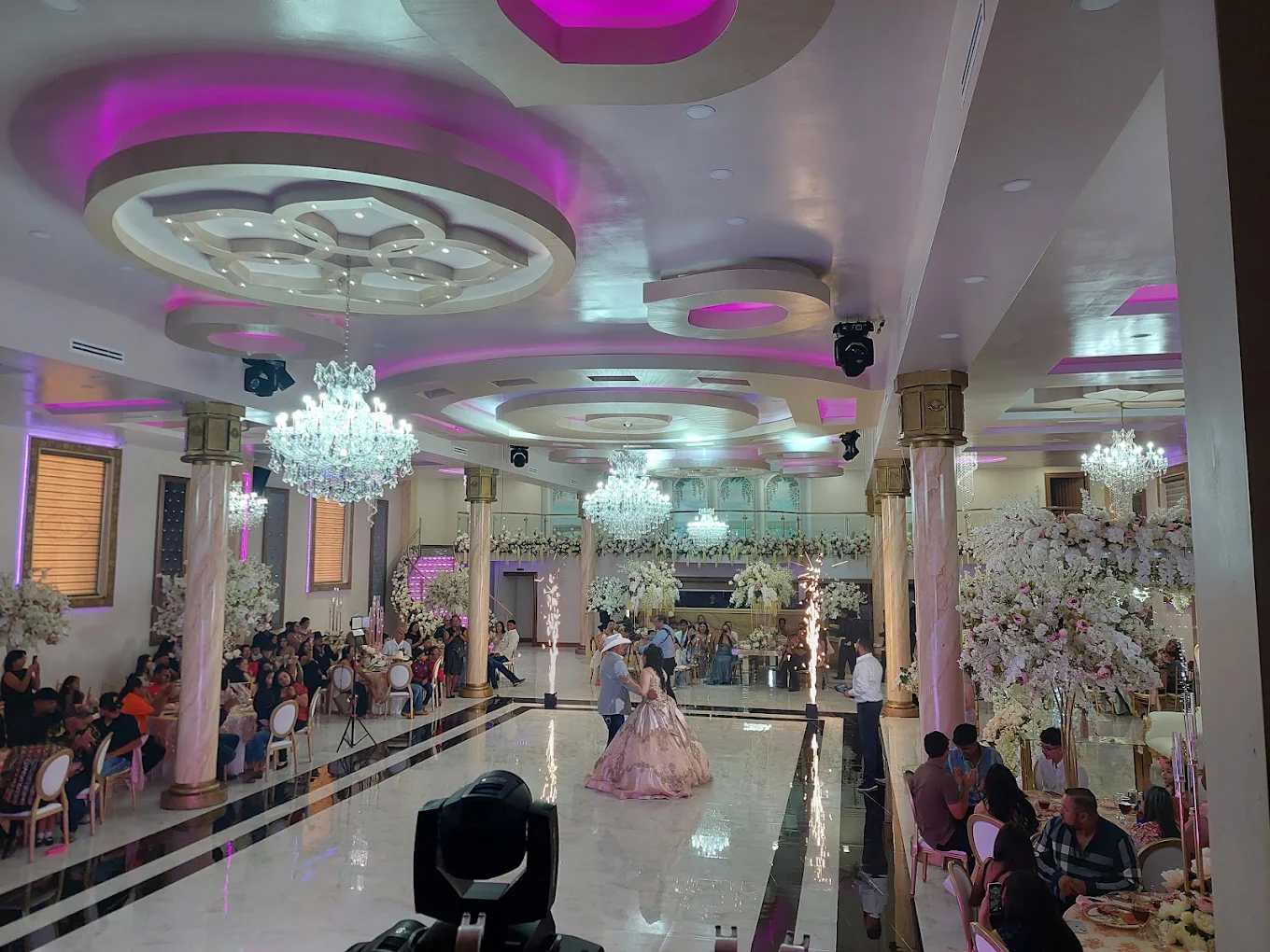 Ballroom photo 2
